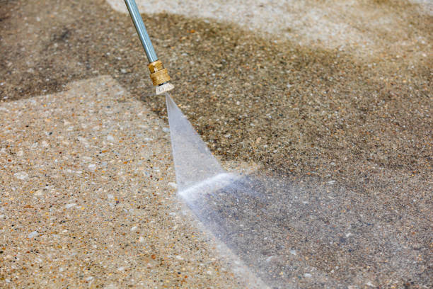 Best Pool Deck Cleaning  in Roanoke, TX
